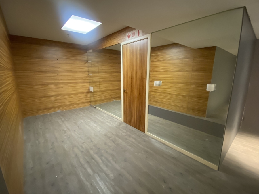To Let commercial Property for Rent in Salt River Western Cape